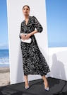 Langes Kleid in Wickeloptik thumbnail 7