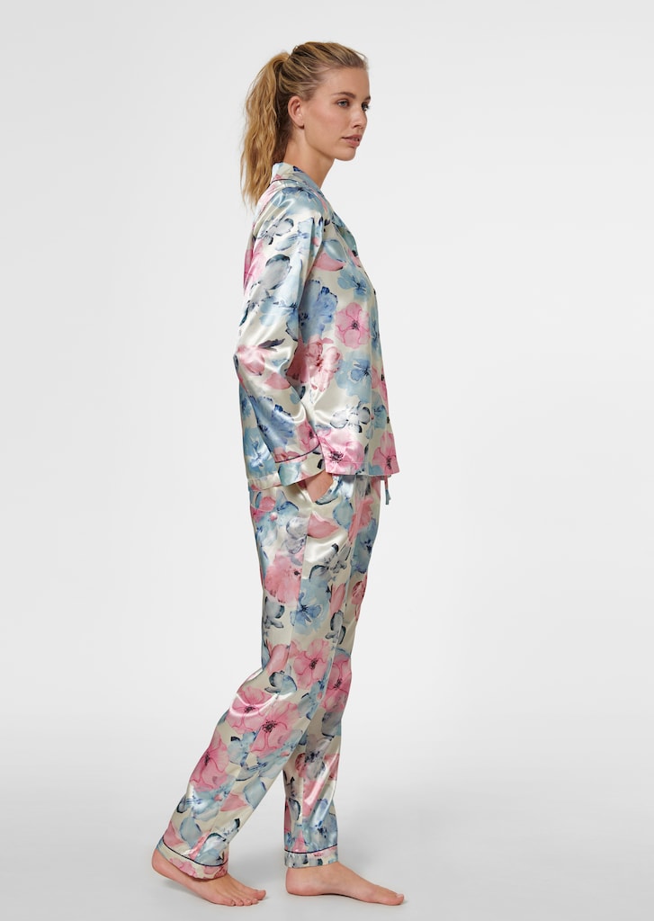 Bedruckter Pyjama aus edlem Glanzsatin 3