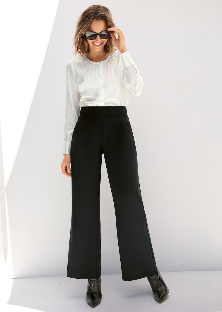 Elegante Seidenbluse mit verdeckter Knopfleiste