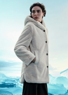 Kuscheliger Mantel in Fell-Optik thumbnail 8