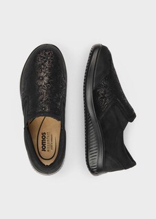Slipper thumbnail 2
