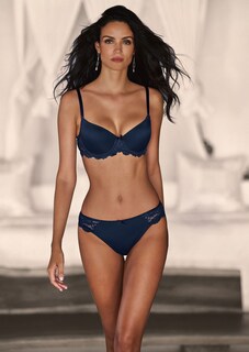 Soutien-gorge thumbnail 2