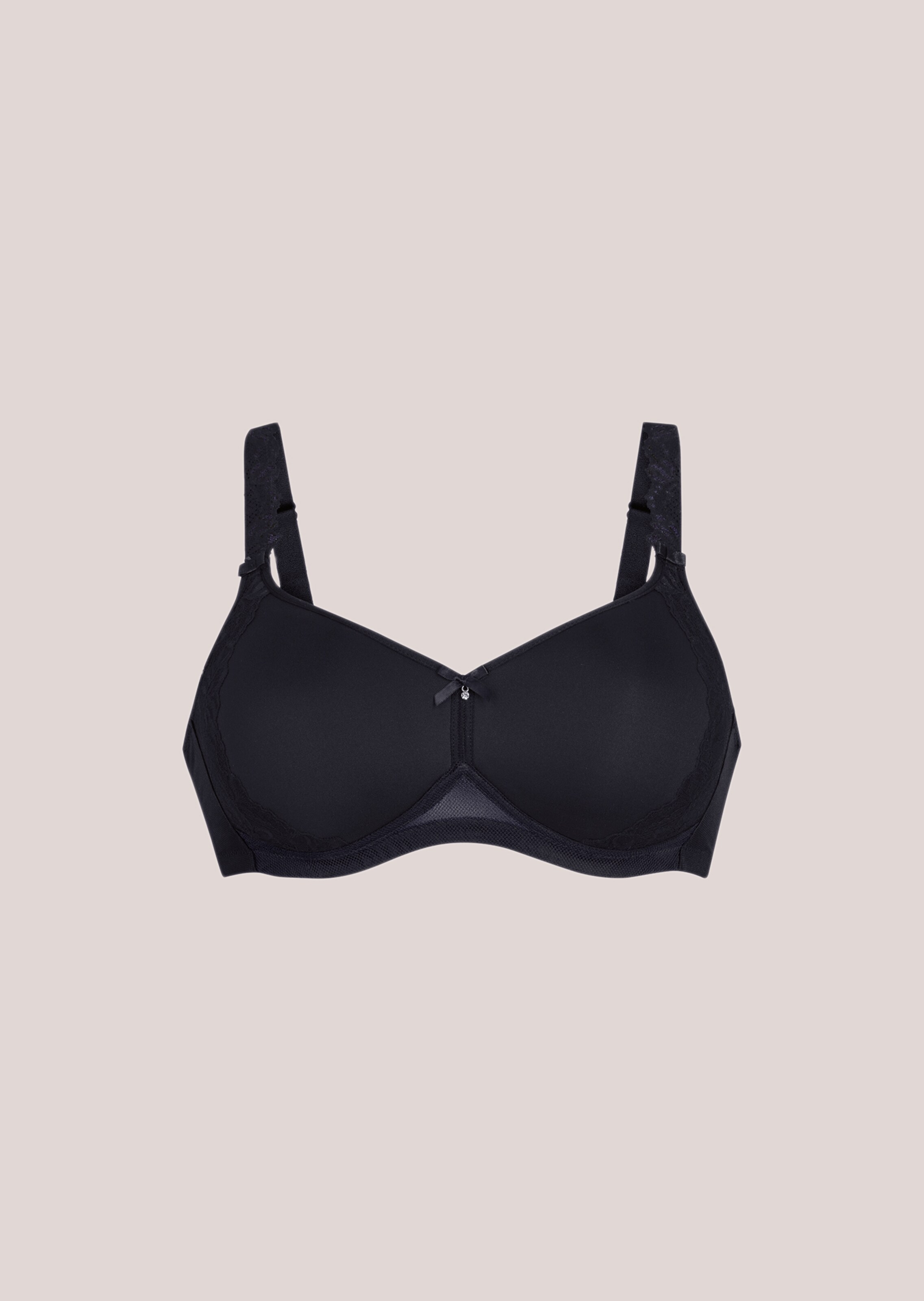 Bra without underwire with spacer cups