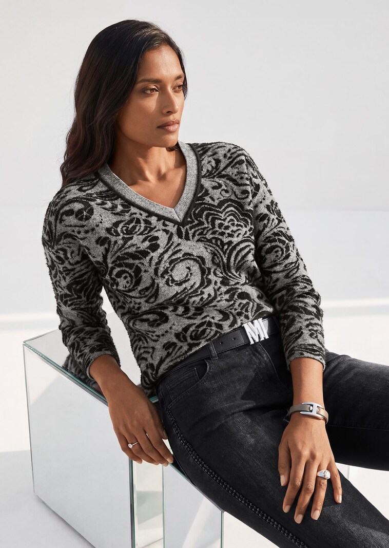 Jacquard-Pullover mit V-Ausschnitt