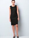 Kleid mit modischer Verzierung thumbnail 1