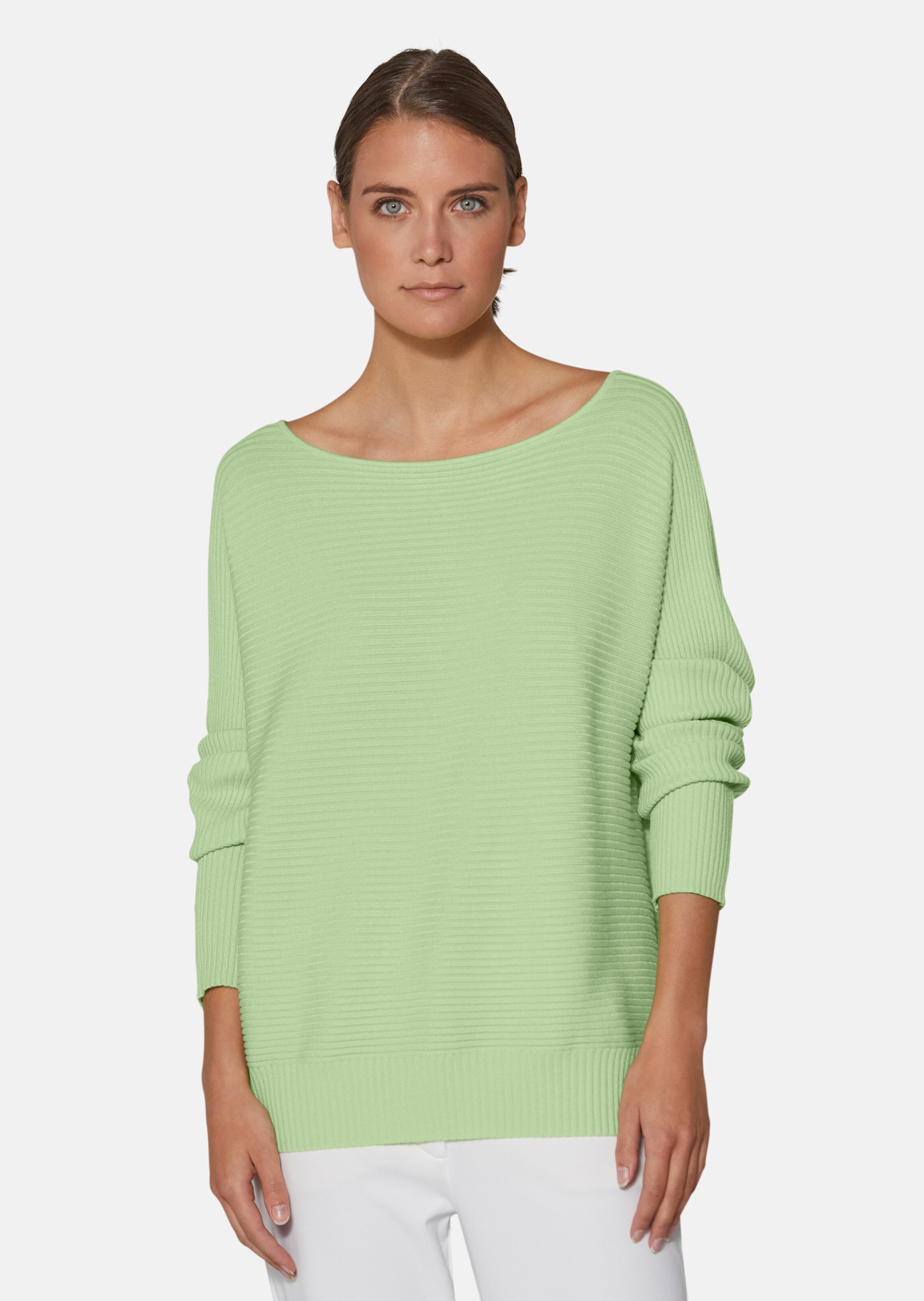 Quer gestrickter Pullover