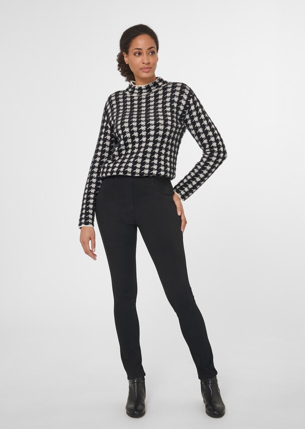 Stand-up collar jumper with jacquard pattern 1
