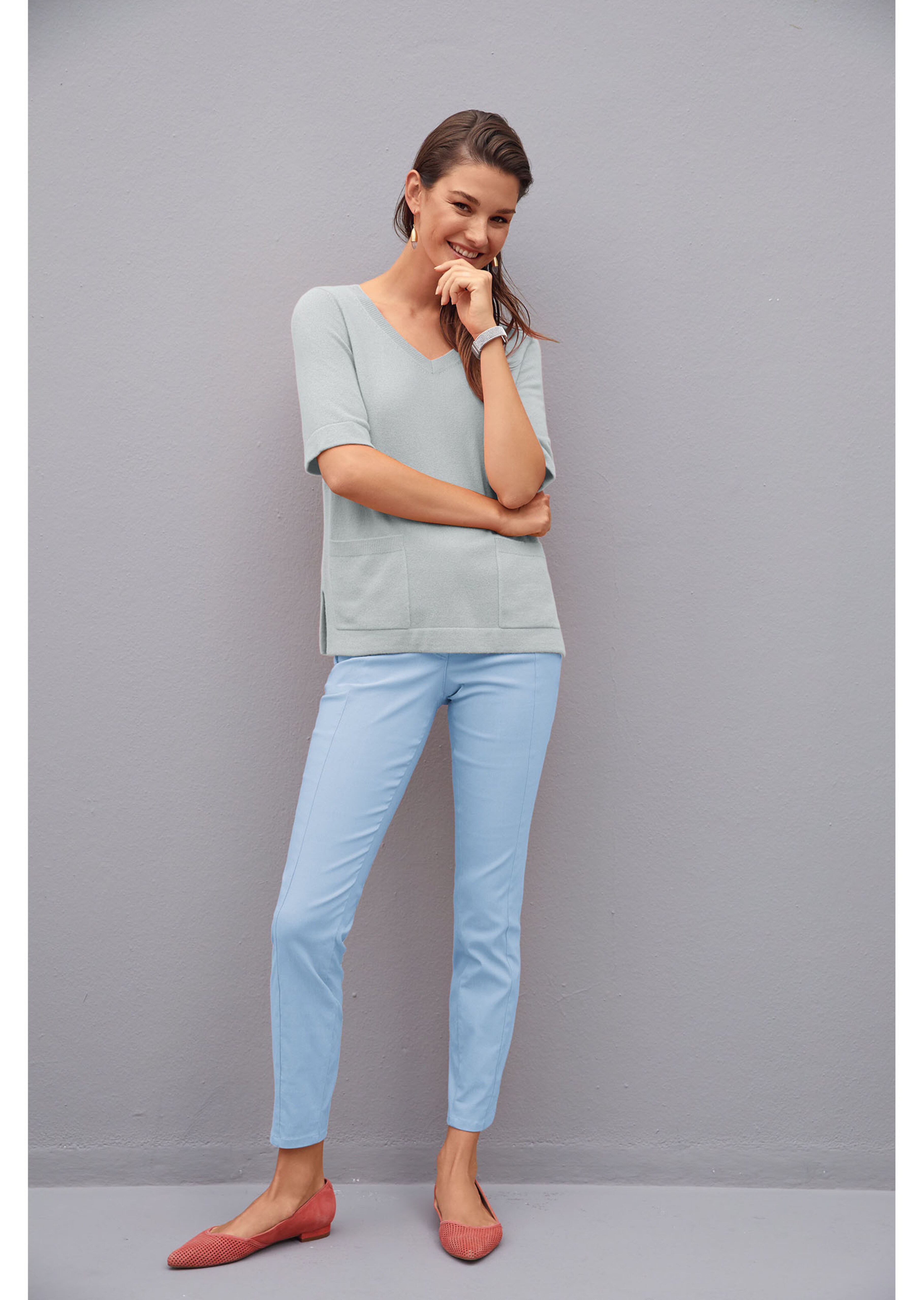 Enge Hose mit Reissverschlusstaschen