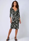 Kleid in schöner Wickeloptik und tiefem Ausschnitt thumbnail 2
