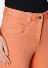 Schlanke 5-Pockets-Jeans mit breitem Saumaufschlag thumbnail 5