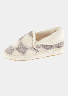 Pantoufles en peluche avec motif losange thumbnail 6