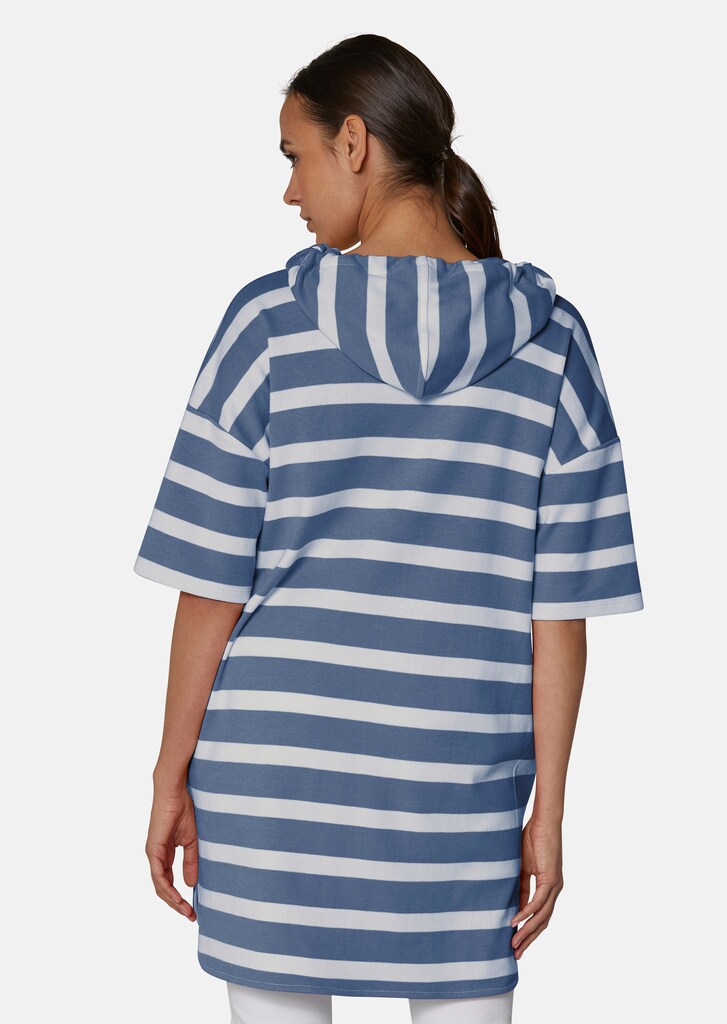 Short-sleeved striped sweatshirt with hood 2