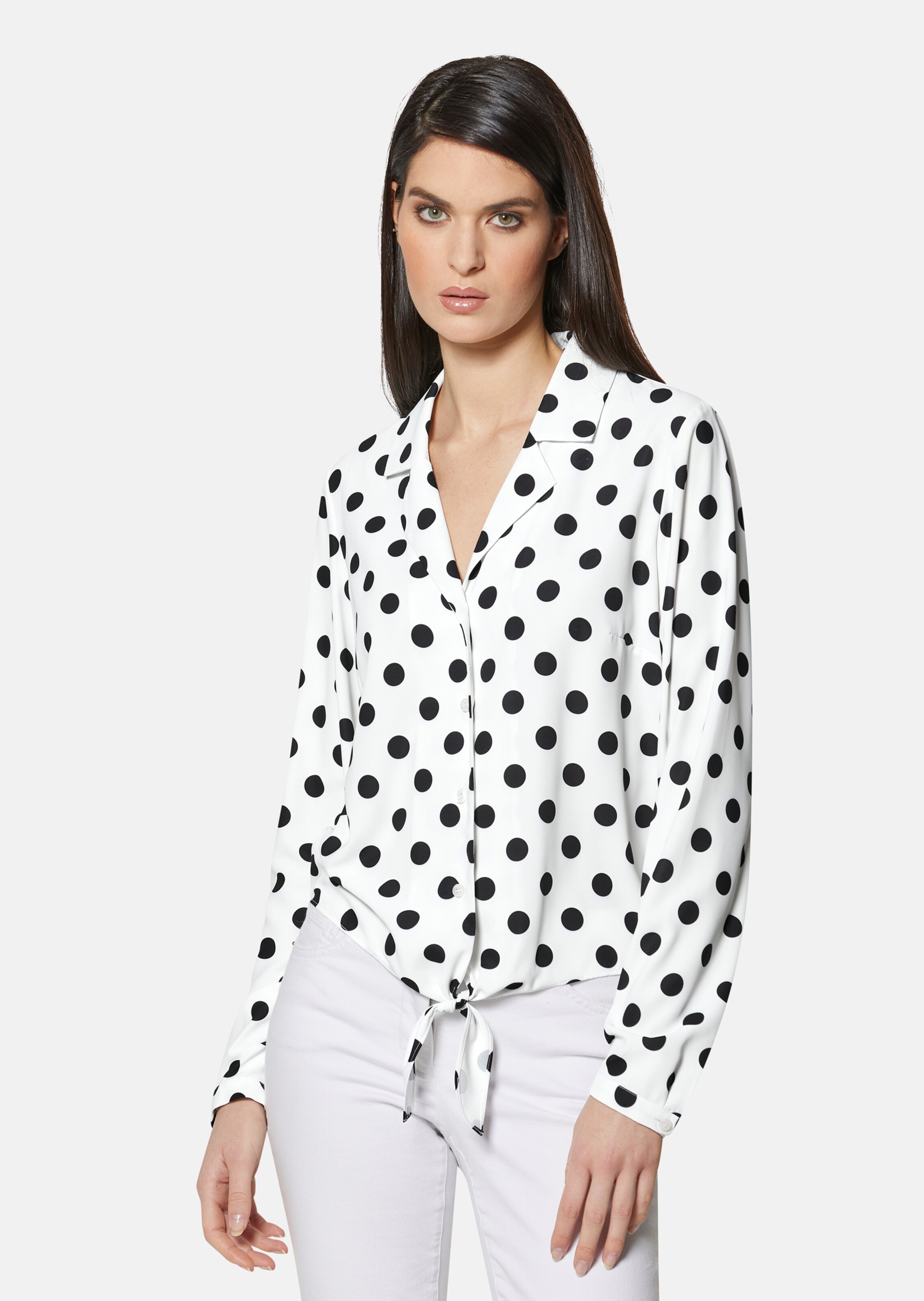 Tupfen-Bluse mit Knoten-Effekt