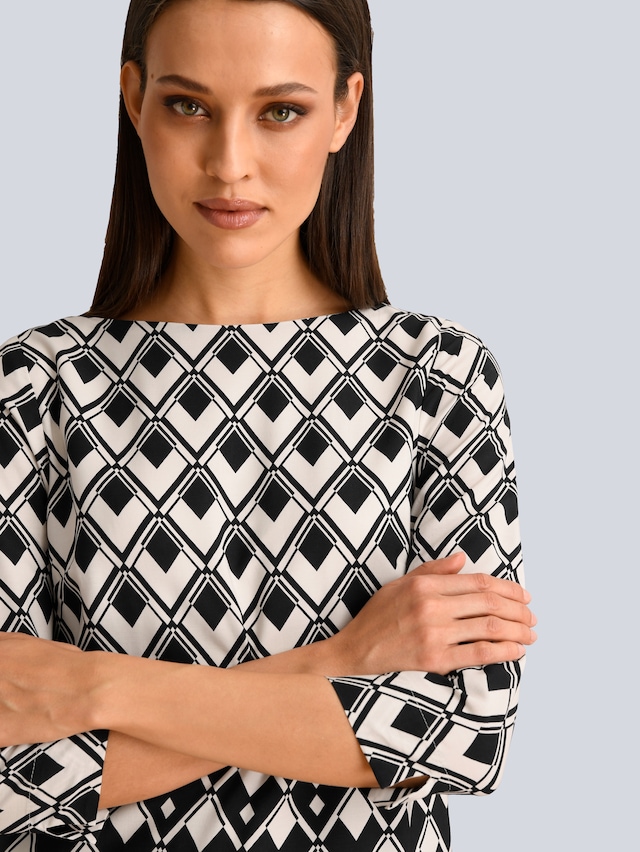 Kleid mit grafischem Druck 2