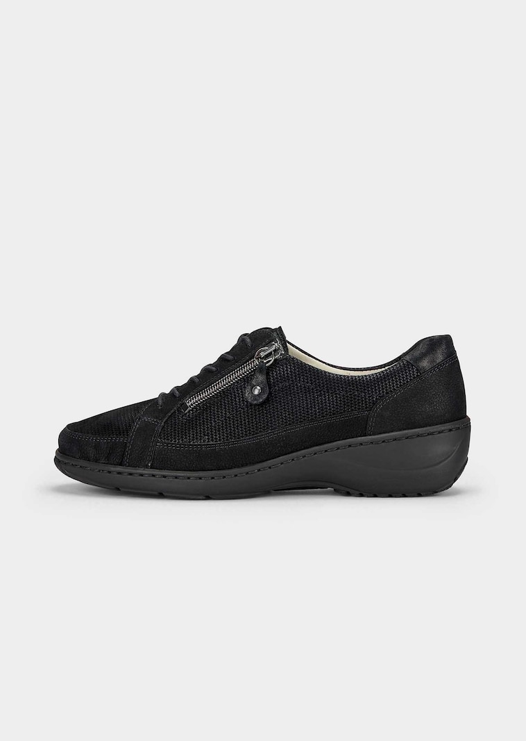 Lage schoenen met rits