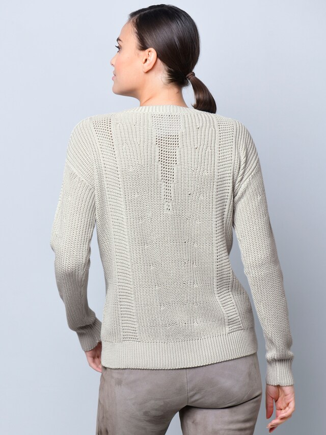Pullover mit verschiedenen Strickmustern 2