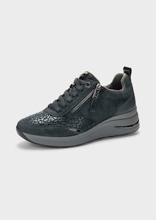 Sneaker mit herausnehmbarem Fußbett thumbnail 1