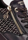 Sneakers thumbnail 3