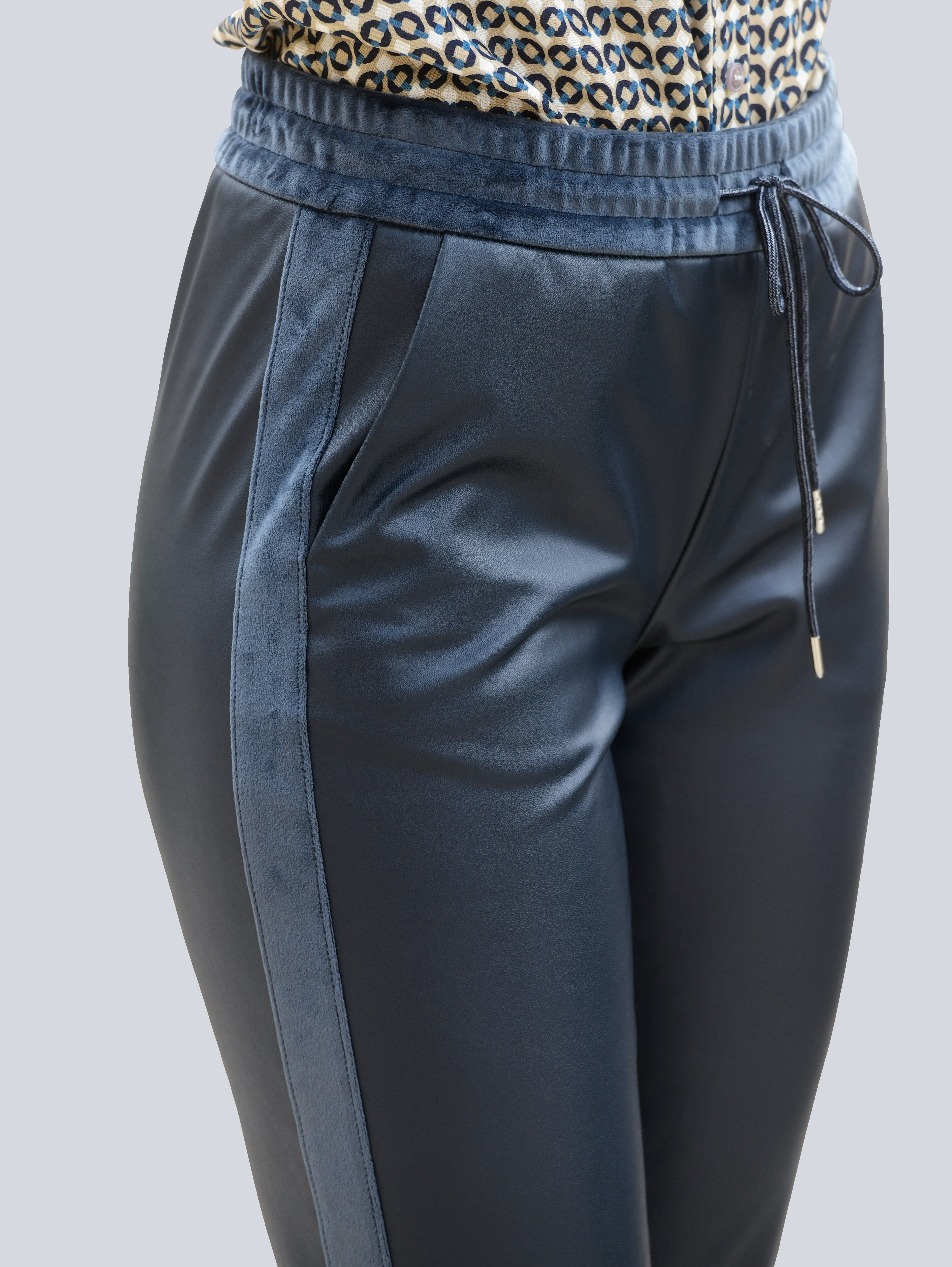 Hose aus Kunstleder