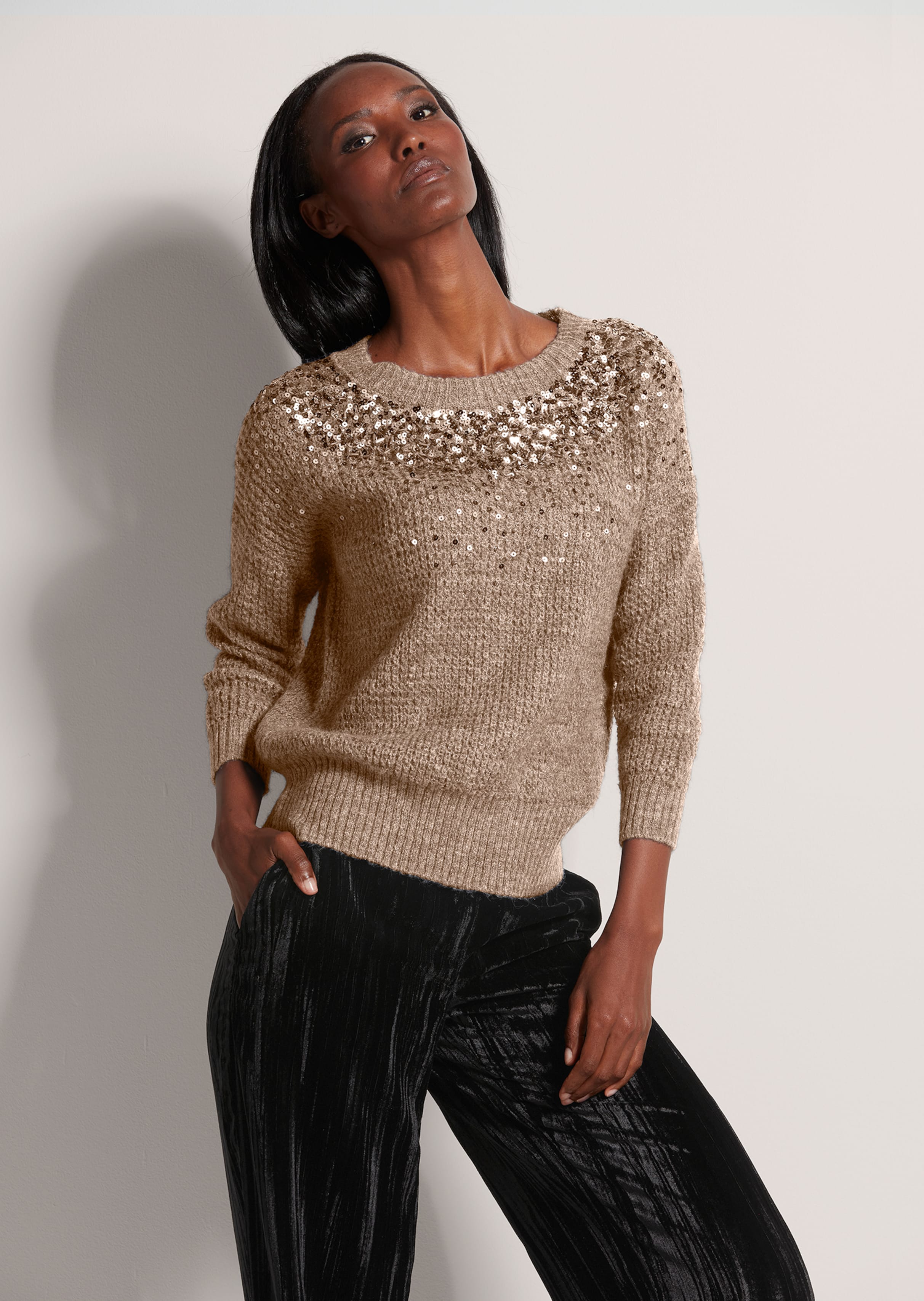 Stilvolle Pailletten Pullover Damen Fotos