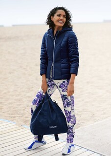 Leicht wattierte Steppjacke im Materialmix thumbnail 7