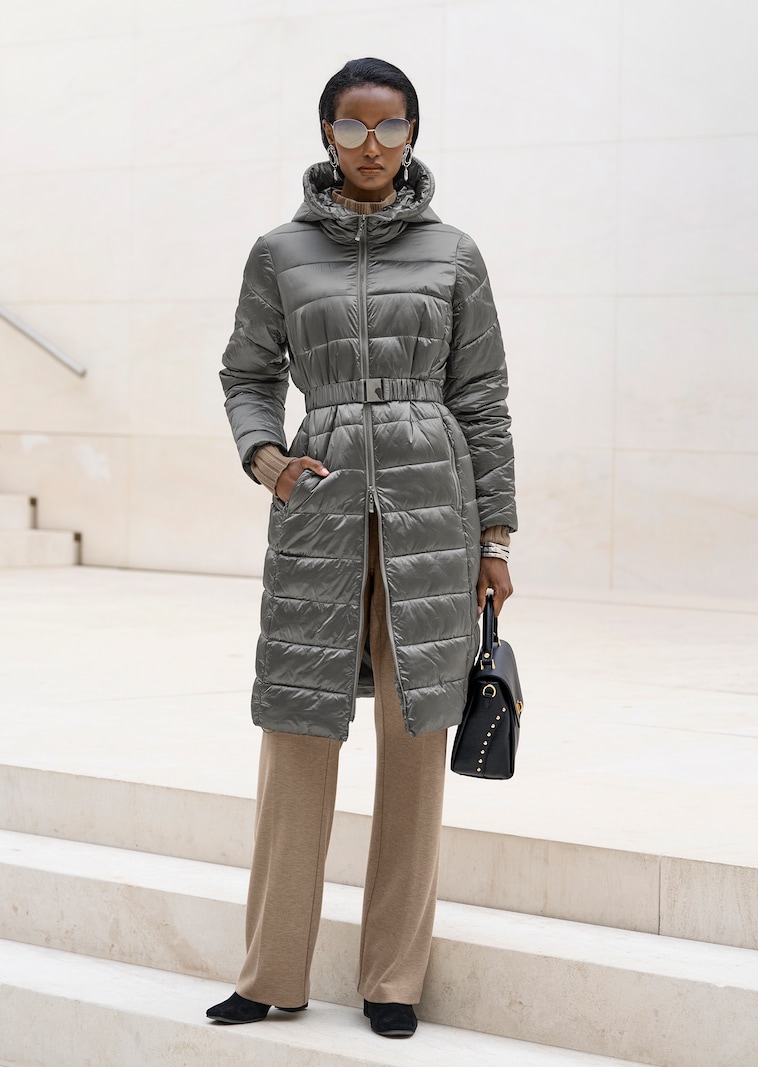 Steppjacke mit Kapuze