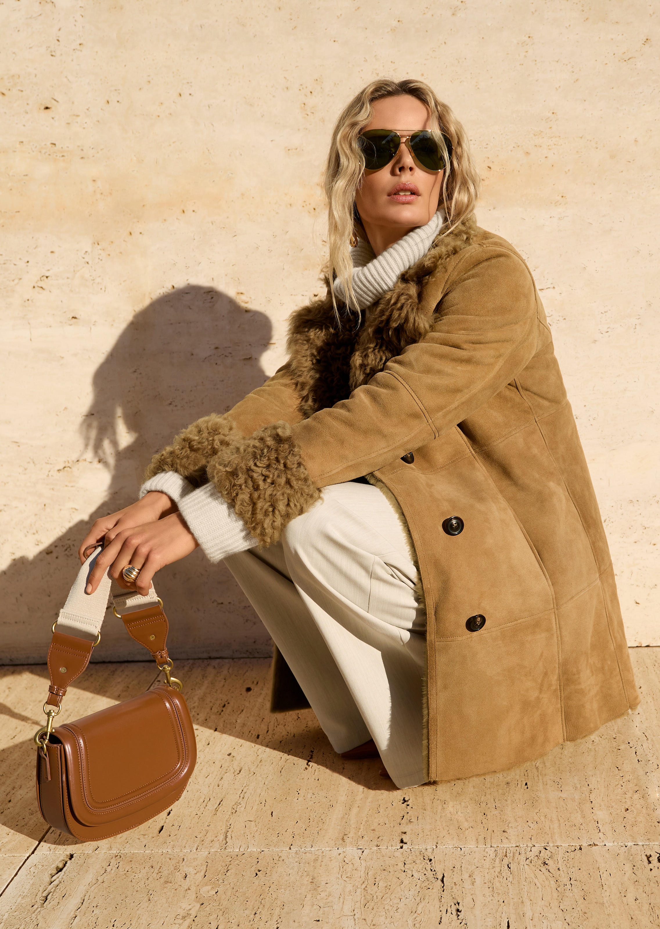 Mantel. Natuurlijke lamsvacht