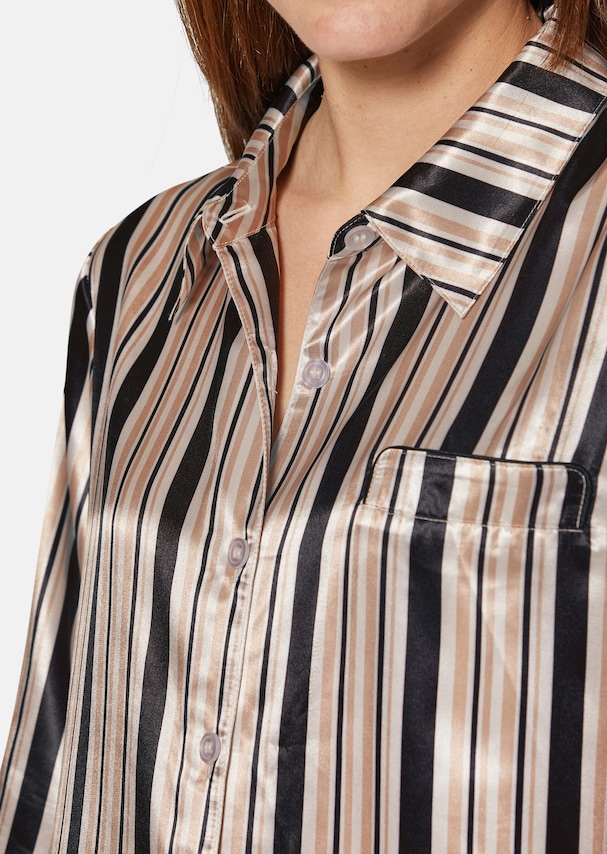 Satin sleep shirt in an elegant striped design 4