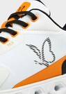 Sneaker thumbnail 3