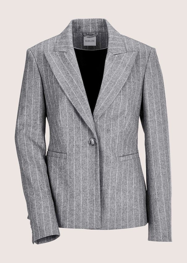 Trendstarker Nadelstreifen-Blazer 5