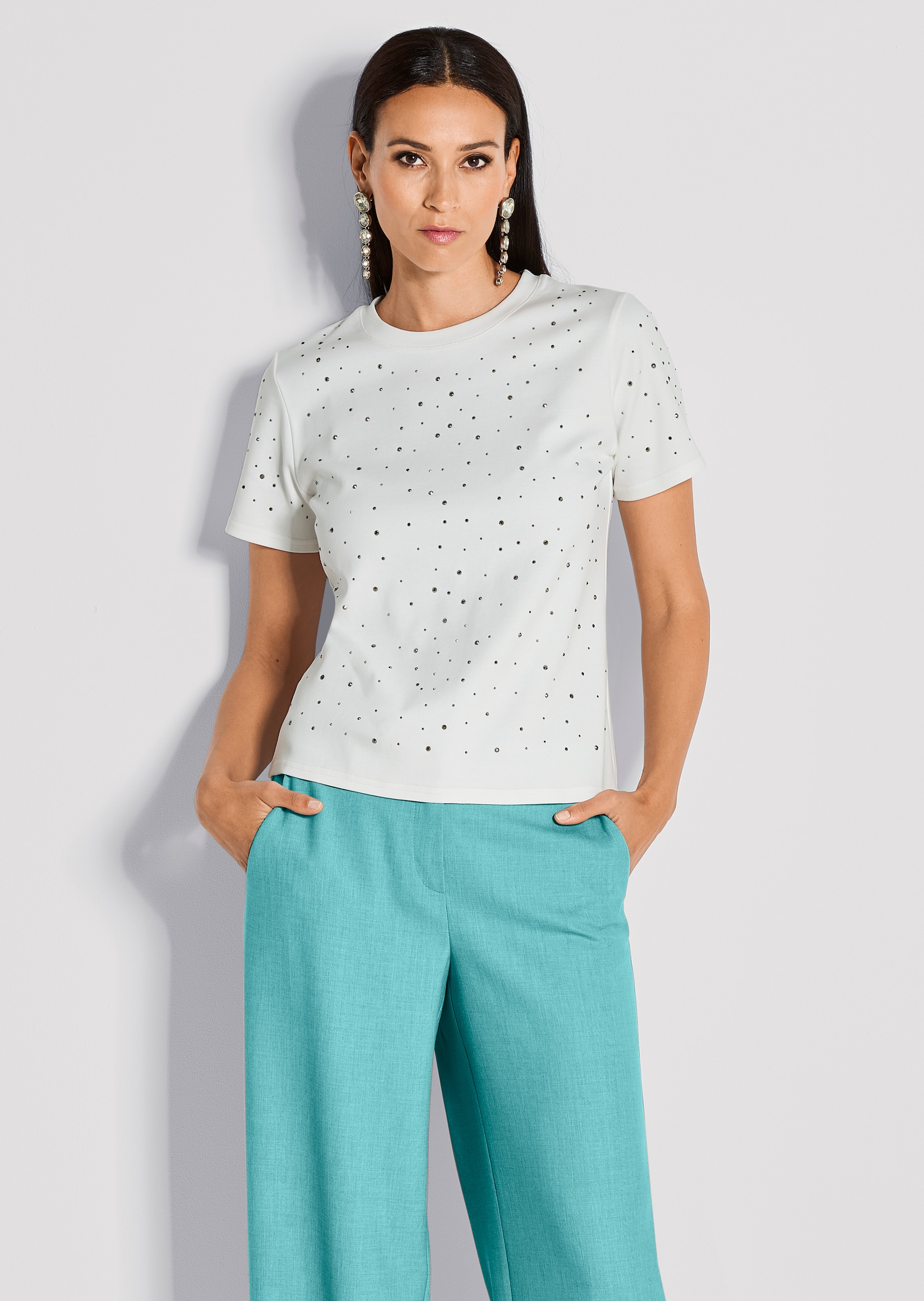 Rundhals-Shirt mit Glanz-Akzenten