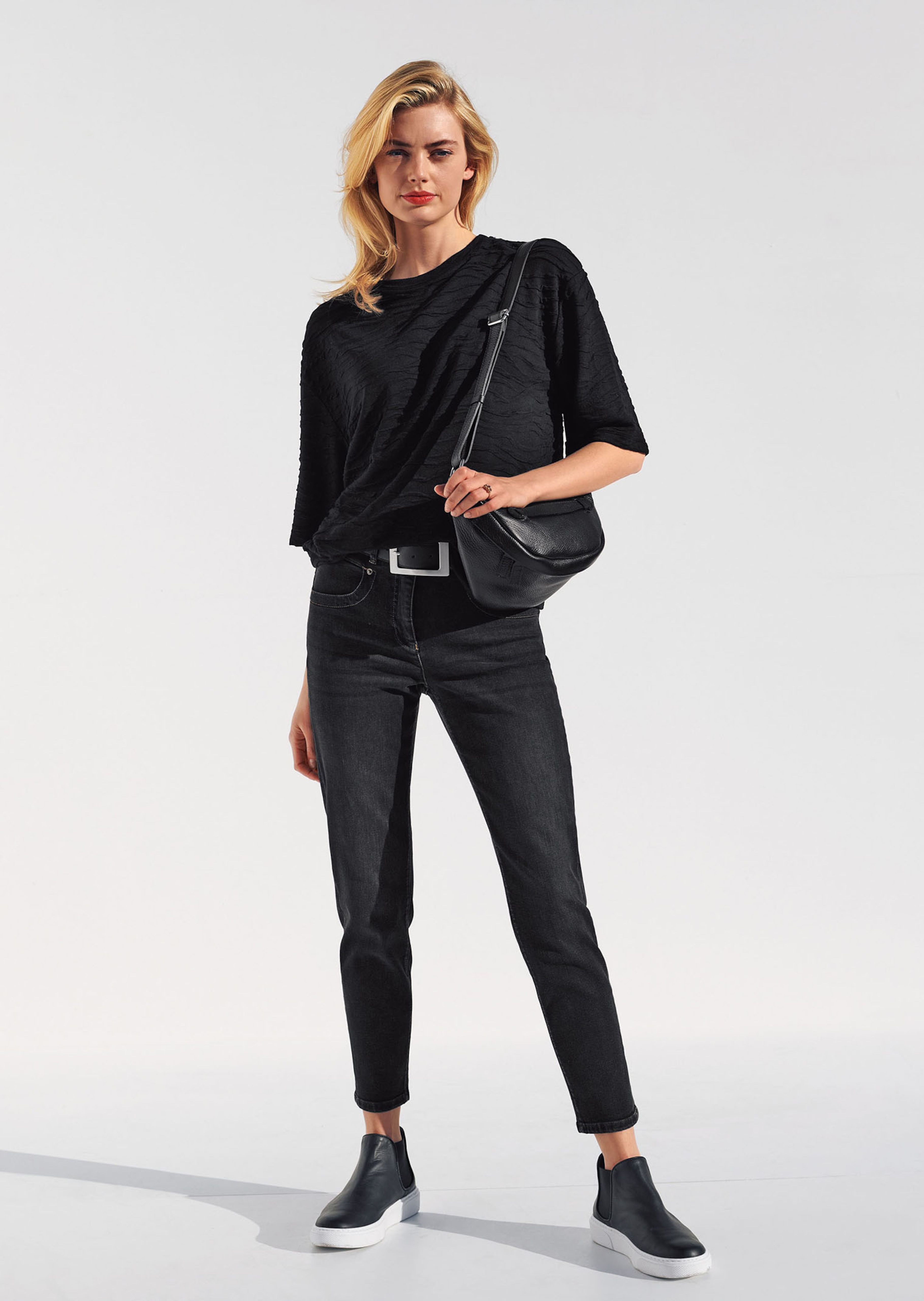 Verkürzte Slim fit-Jeans mit nachhaltiger Baumwolle und Waschung