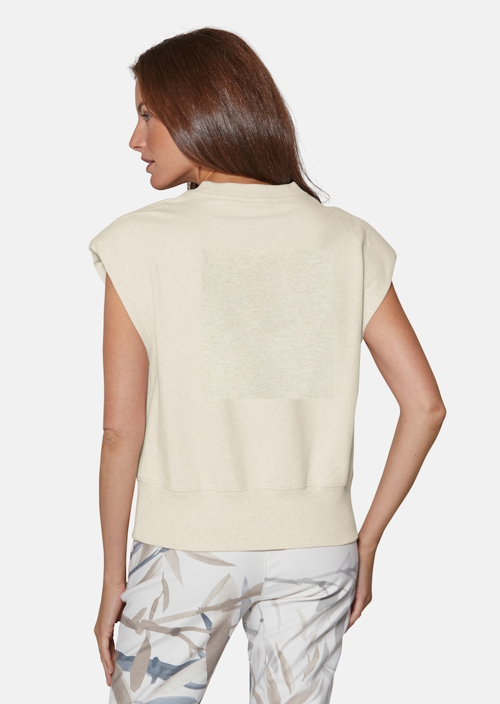 Sleeveless sweatshirt with trendy shoulder accentuation 2