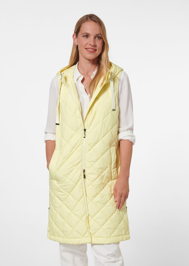 Long oversized quilted waistcoat