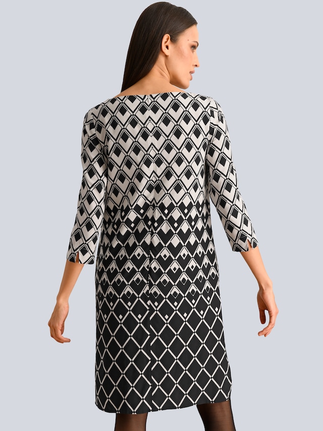Kleid mit grafischem Druck 6