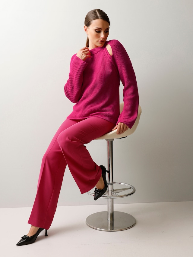 Pullover mit Cut-Out Details 6