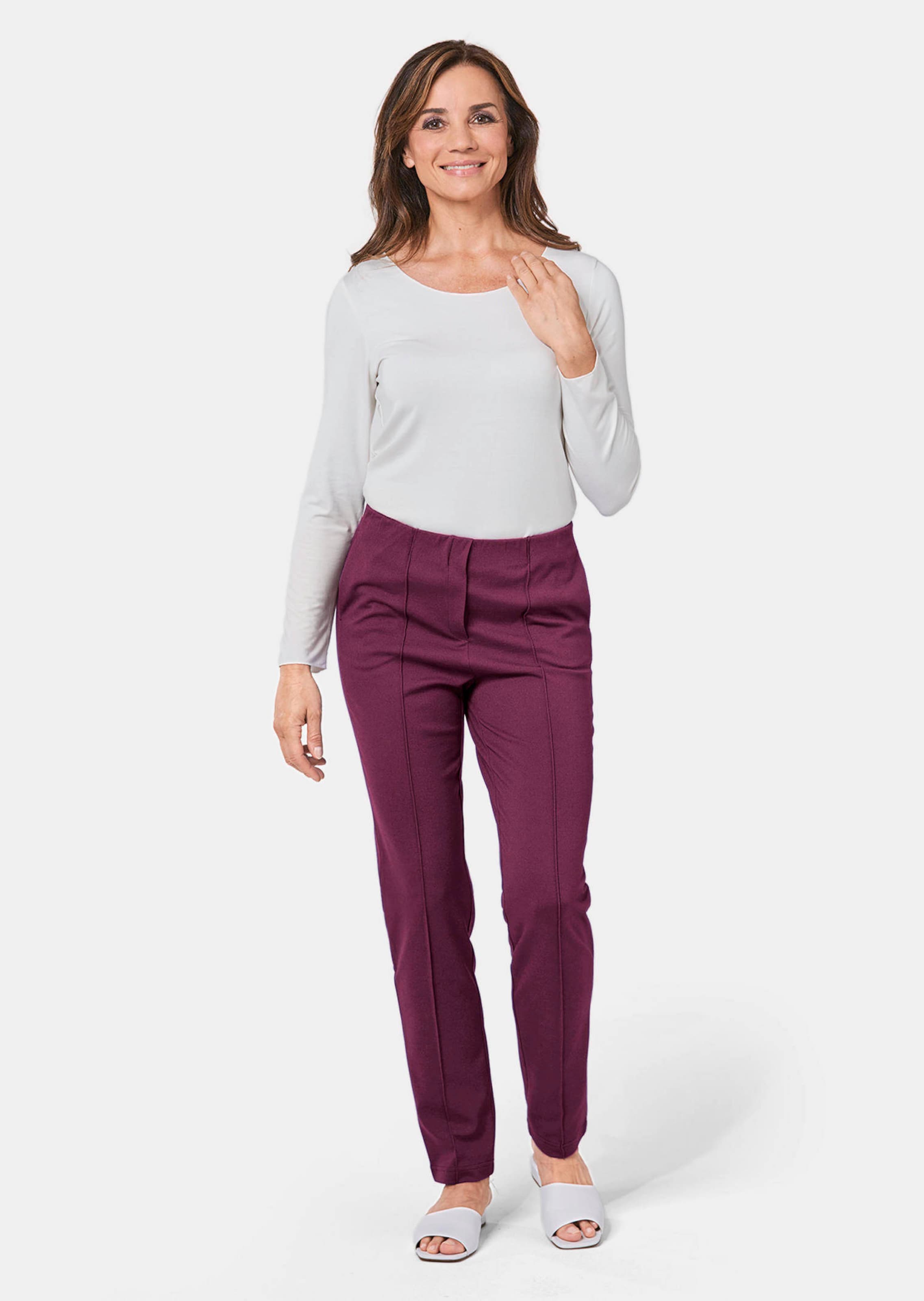 Pantalon LOUISA avec liserés avantageux - aubergine - Gr. 46 de Goldner Fashion
