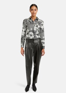 Leather trousers with pleats thumbnail 2