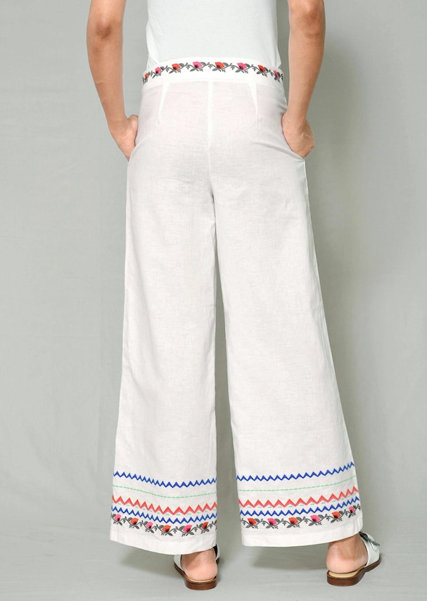 Strandhose mit bunter Stickerei 2