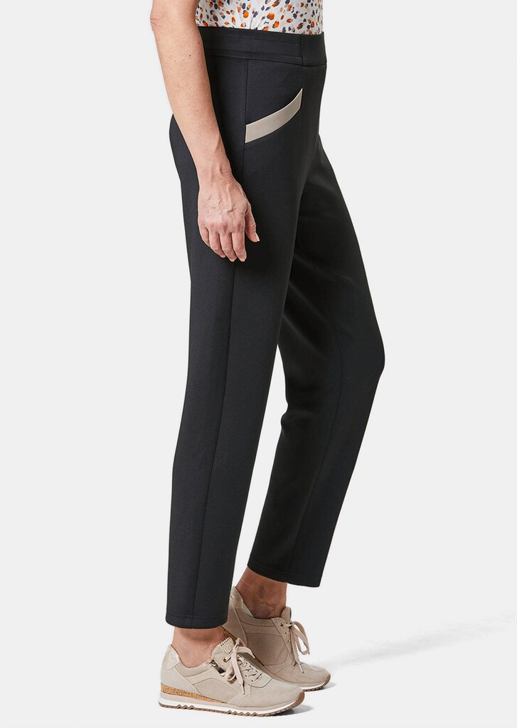 Bequeme Freizeithose mit Schlupfbund und Taschen