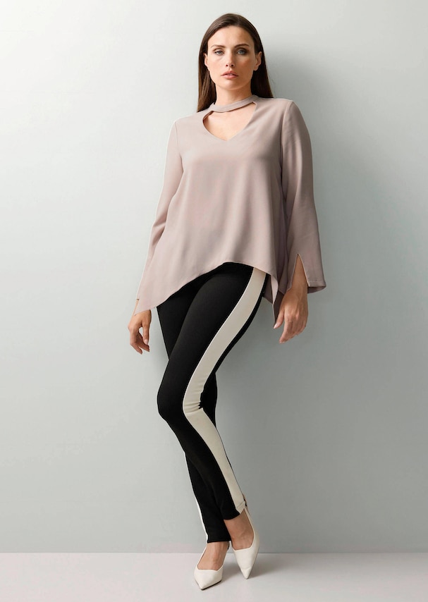 Oversizedbluse mit Cutout 3