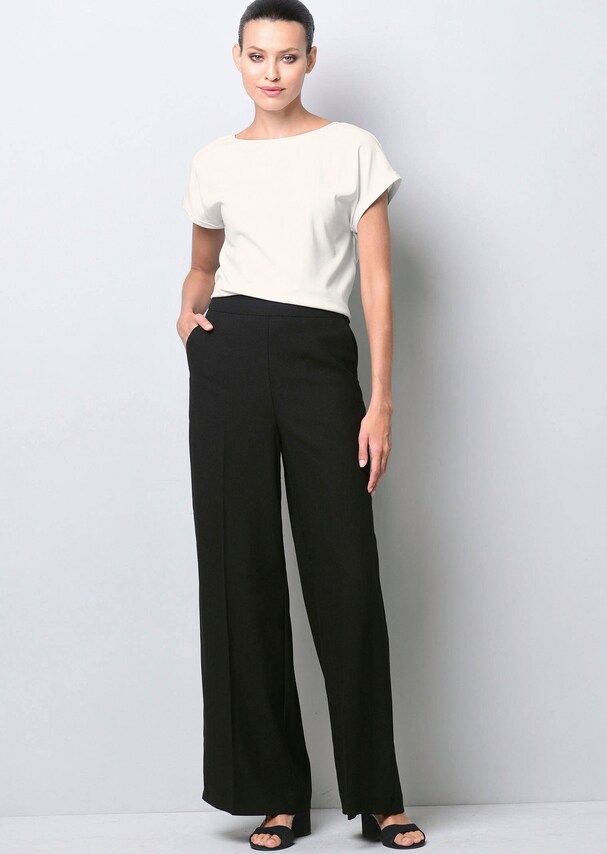 Hose mit Bügelfalte und weitem Bein 1