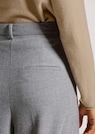 Weite Bundfaltenhose mit Bügelfalten thumbnail 5