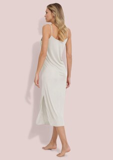 Alusmekko spagettiolkaimilla thumbnail 2