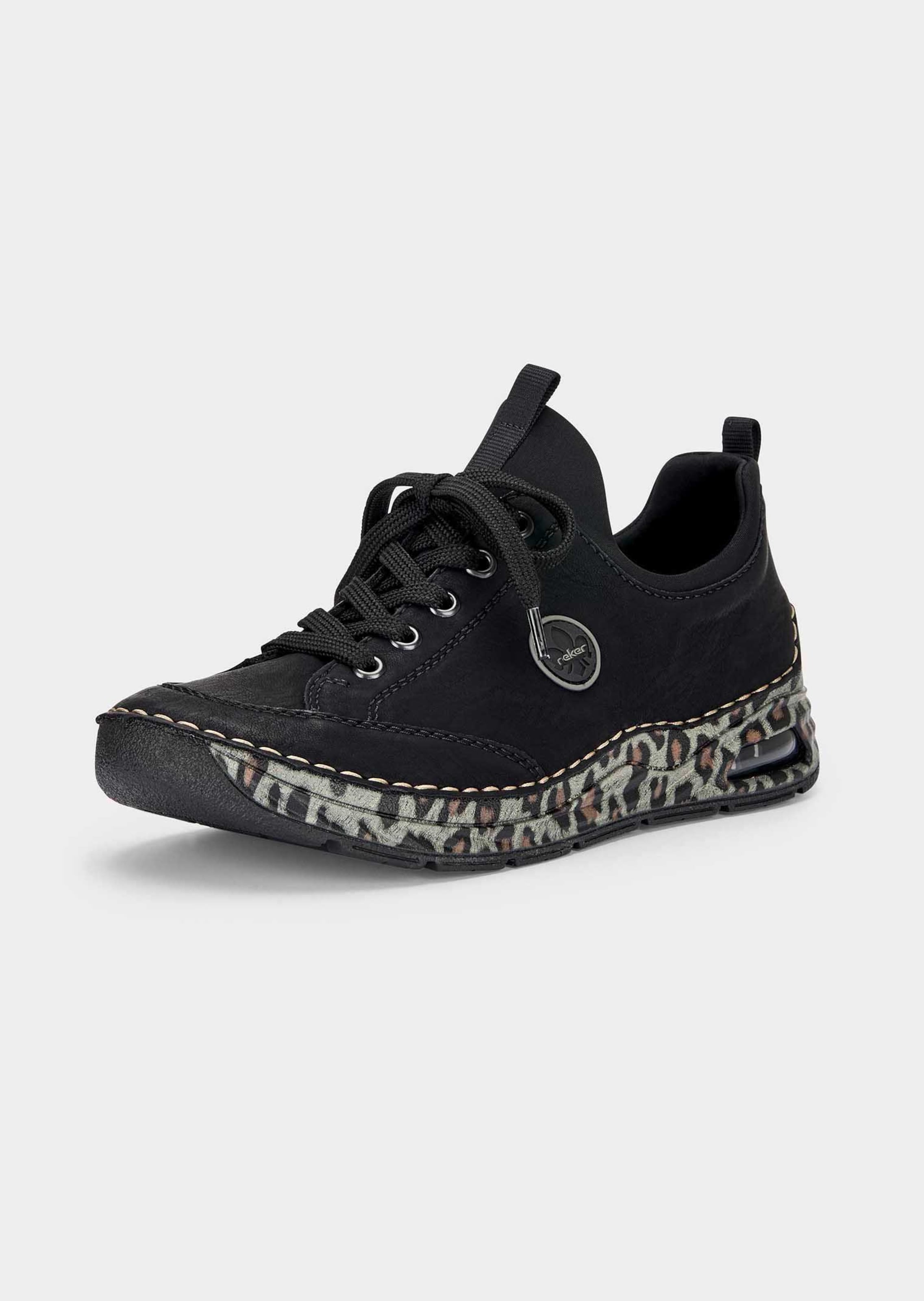 Slip-on lenkkari, jossa ulkopohja , eläinkuvioitu