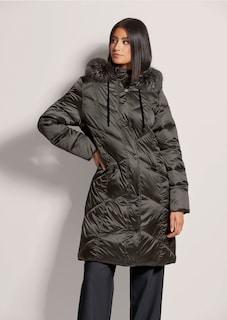 Quilted jacket thumbnail 1
