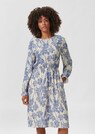 Robe thumbnail 1