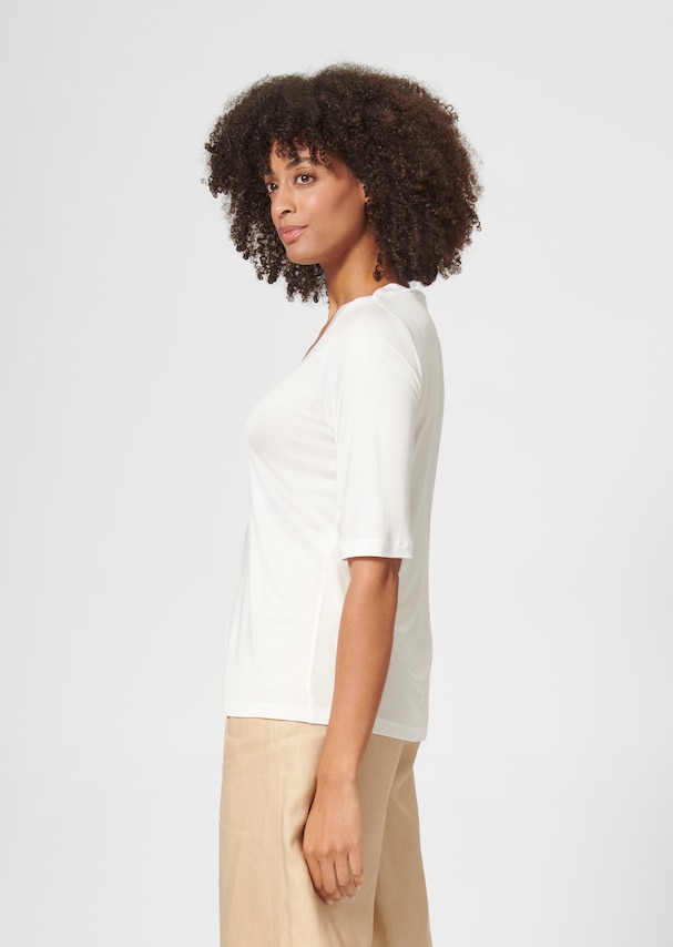 Half-sleeved shirt with a delicate sheen 3