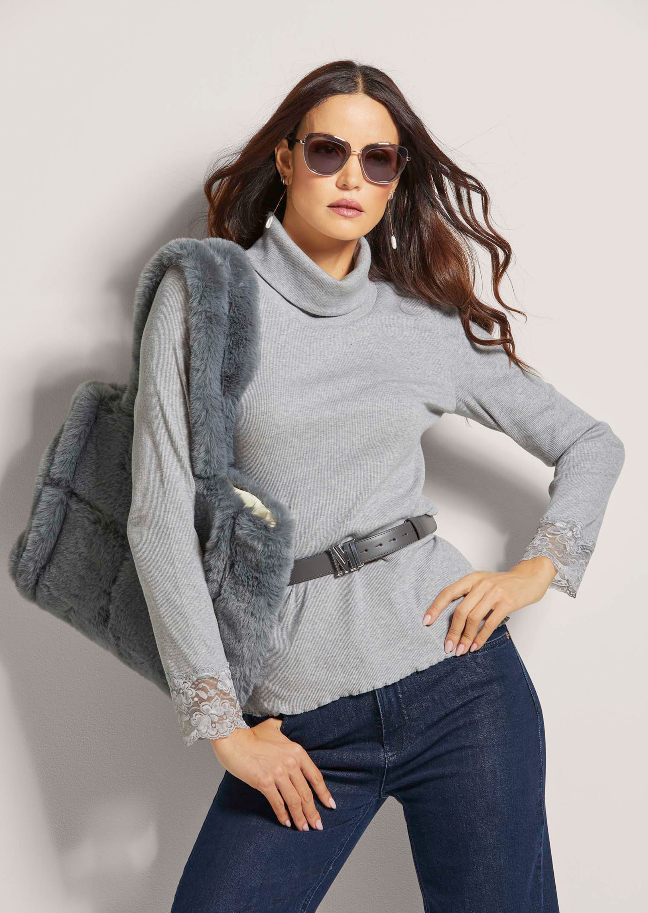 Top in grey-melange | MADELEINE Fashion