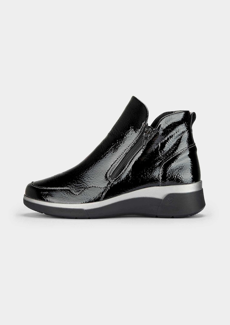 Bottines en cuir verni